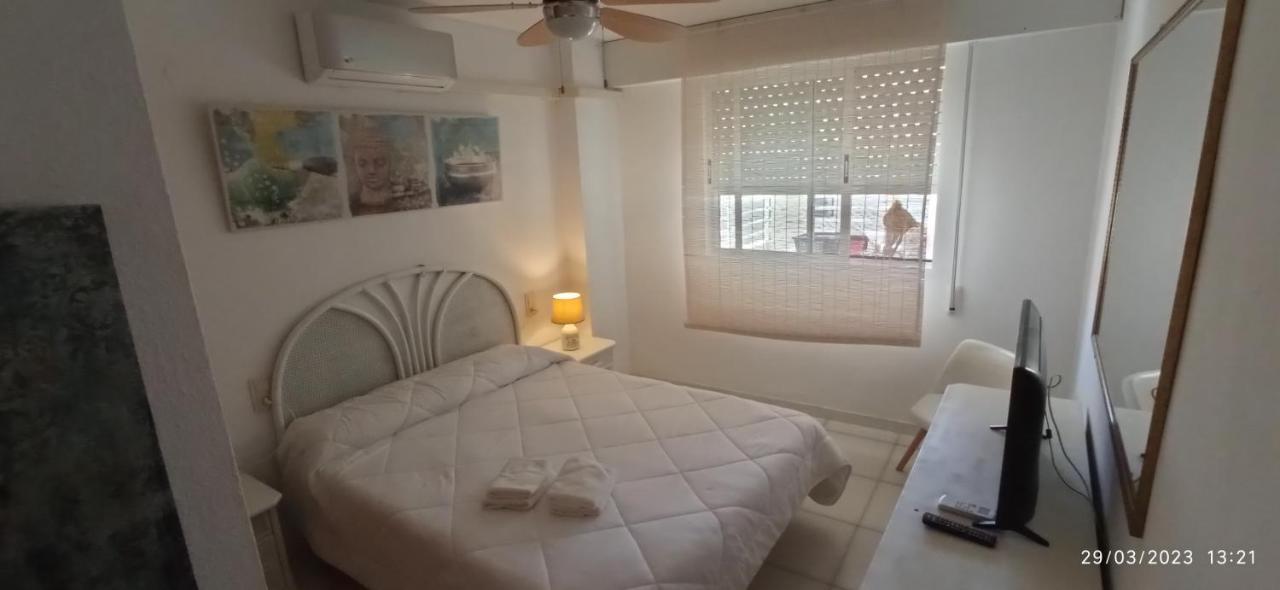 Apartamento Aquarium Park, 1ª Linea De Playa, Para 4 Personas Calpe Exterior photo